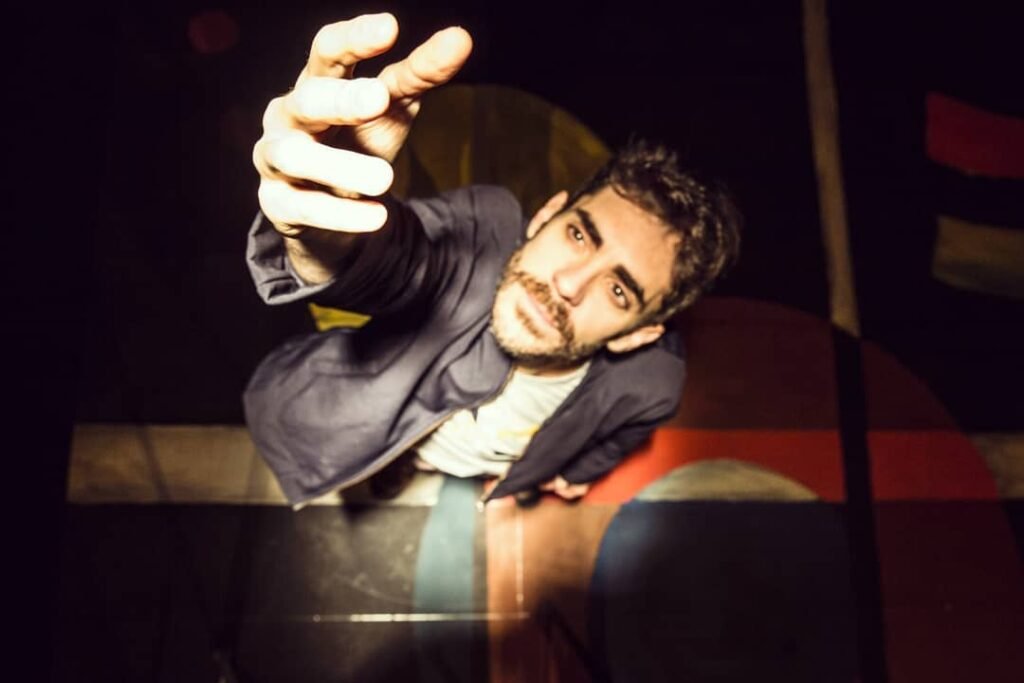 Diseño-de-Vestuario-aire-siempre-de-viaje